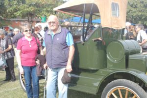 16 Julie Motorshow photo 1
