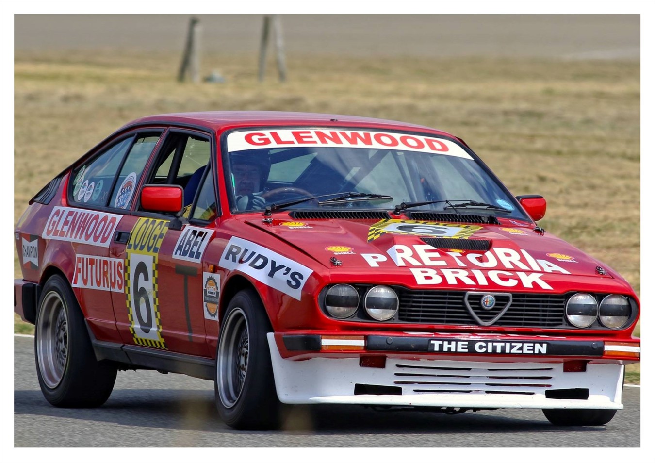 25 Aug Motorblad alfa-romeo-gtv-3l foto 4