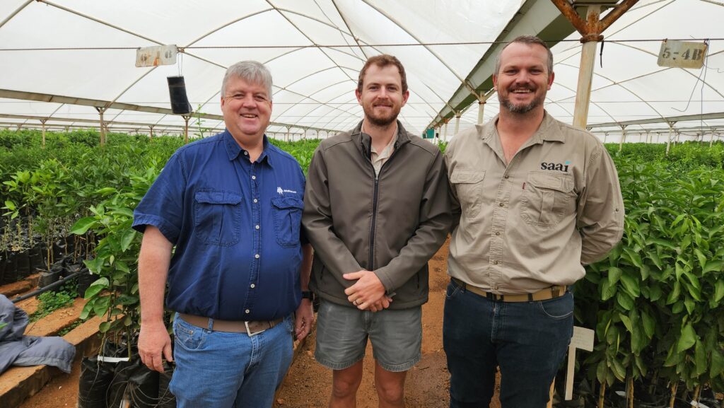 2023 Nov 1 Saai - Nantes Kelder (AfriForum), Christiaan Grobler (Witkrans Sitruskwekery) en Leon Lourens (Saai)