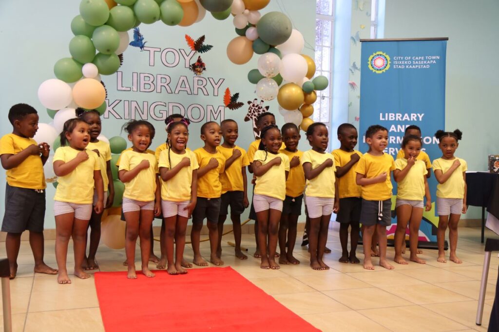 2024 Oktober 16 - CT Biblioteek - foto 1 Children Toy Library launch entertain